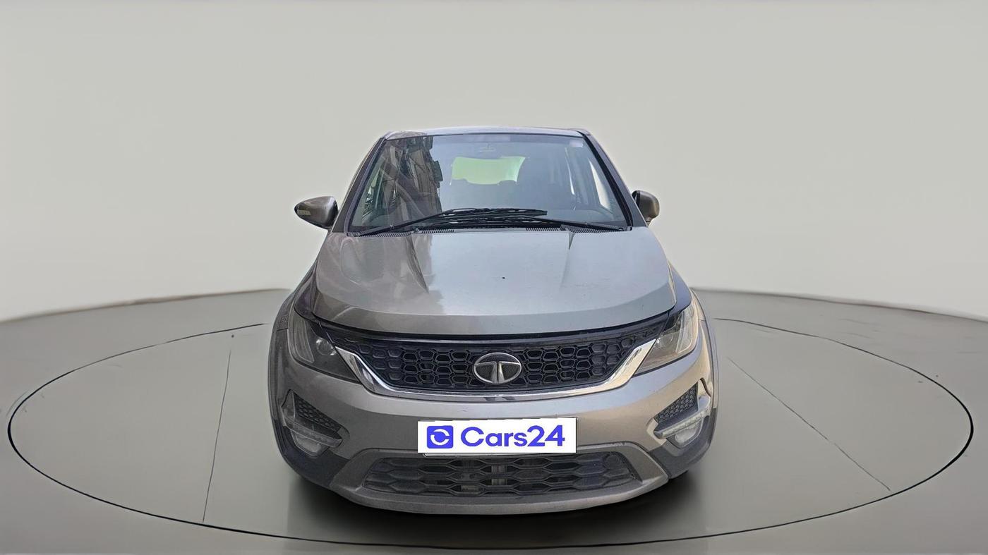 2018 Tata Hexa XMA 4X2 7 STR, Diesel, Automatic, 1,34,233 km, exterior