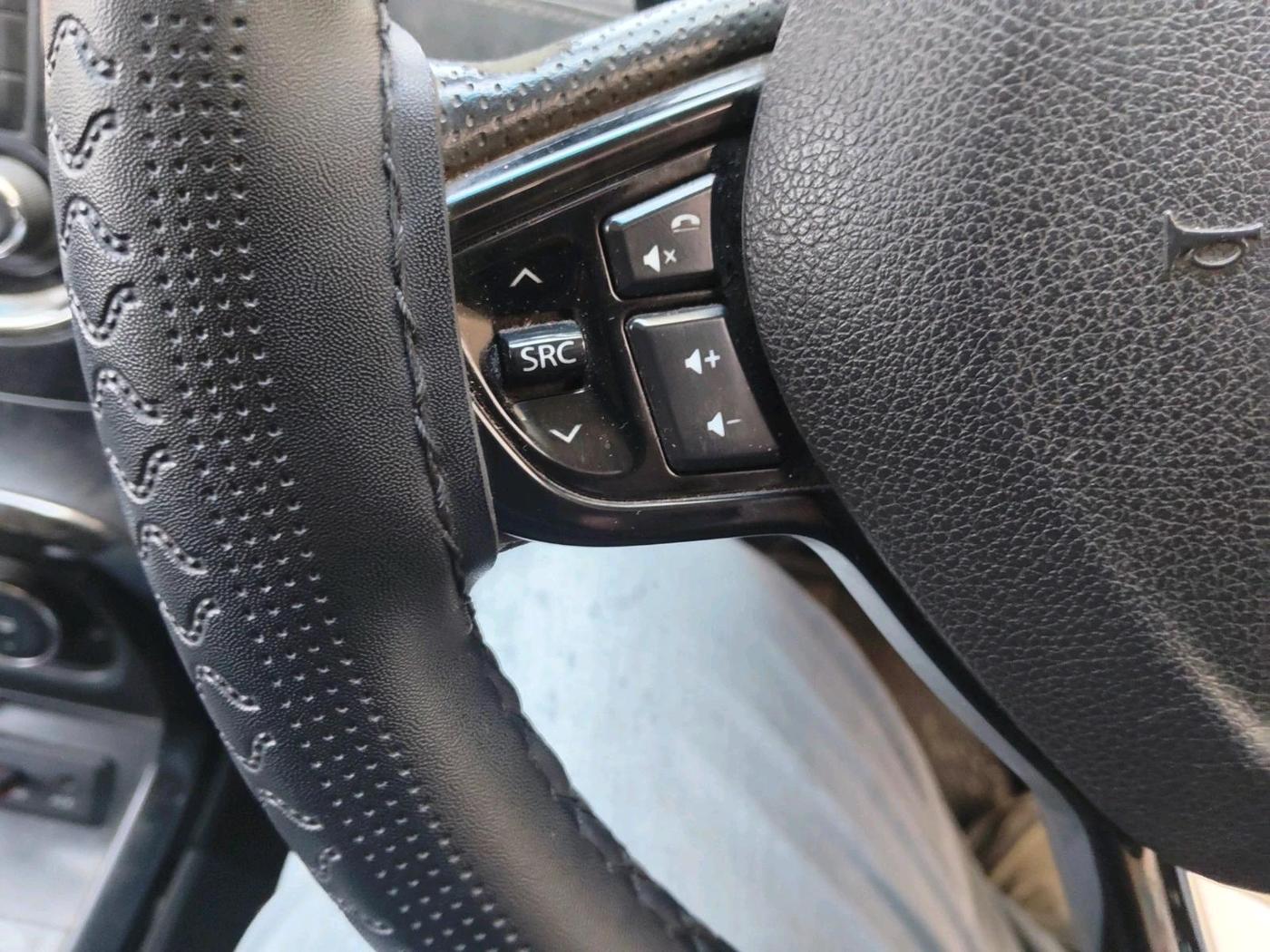 2018 Tata Hexa XMA 4X2 7 STR, Diesel, Automatic, 1,34,233 km, interior