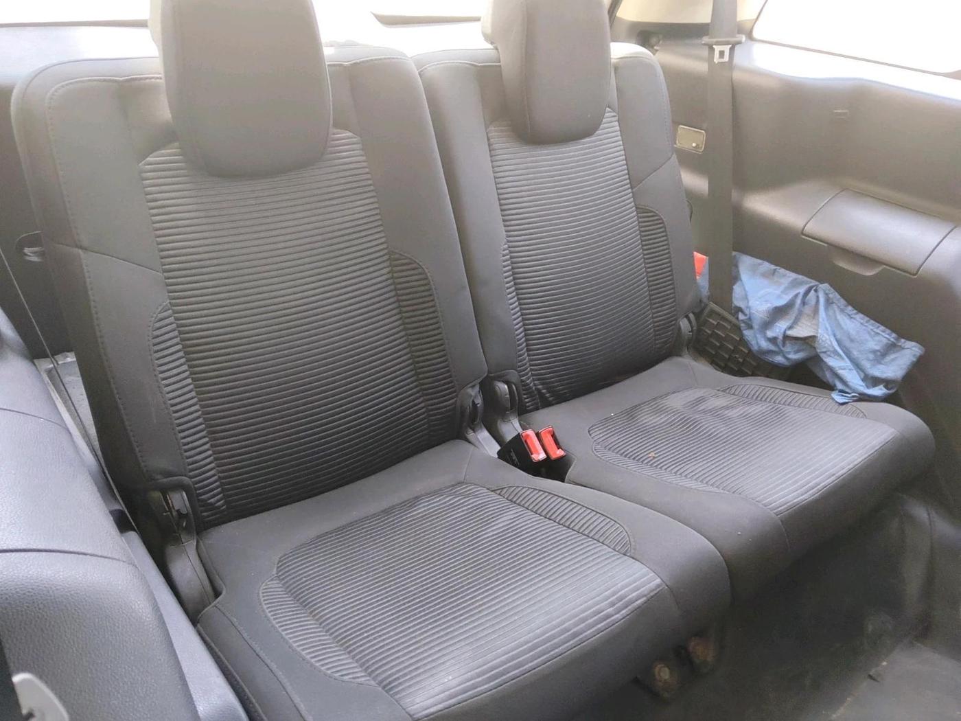 2018 Tata Hexa XMA 4X2 7 STR, Diesel, Automatic, 1,34,233 km, interior