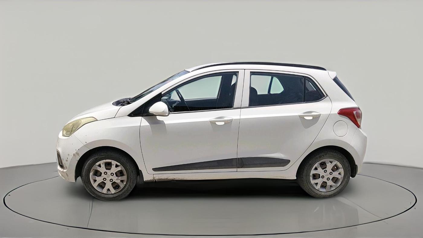 2016 Hyundai Grand i10 SPORTZ 1.2 KAPPA VTVT, CNG, Manual, 1,19,809 km, exterior