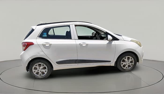 2016 Hyundai Grand i10 SPORTZ 1.2 KAPPA VTVT, CNG, Manual, 1,19,809 km, exterior