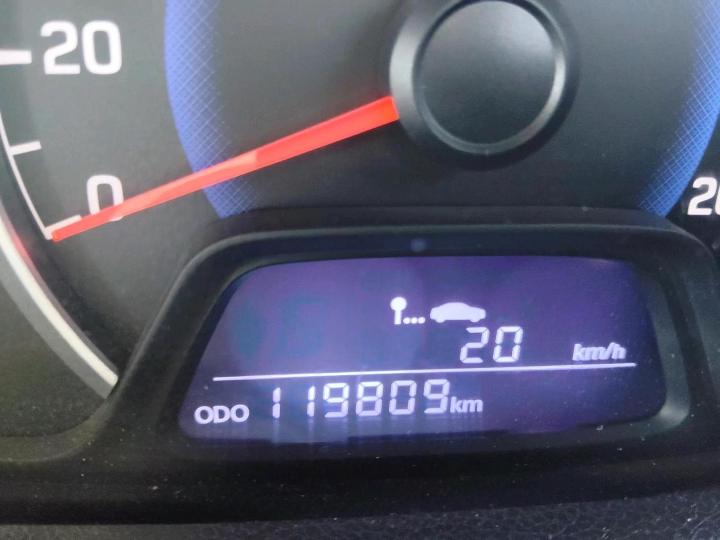 2016 Hyundai Grand i10 SPORTZ 1.2 KAPPA VTVT, CNG, Manual, 1,19,809 km, interior