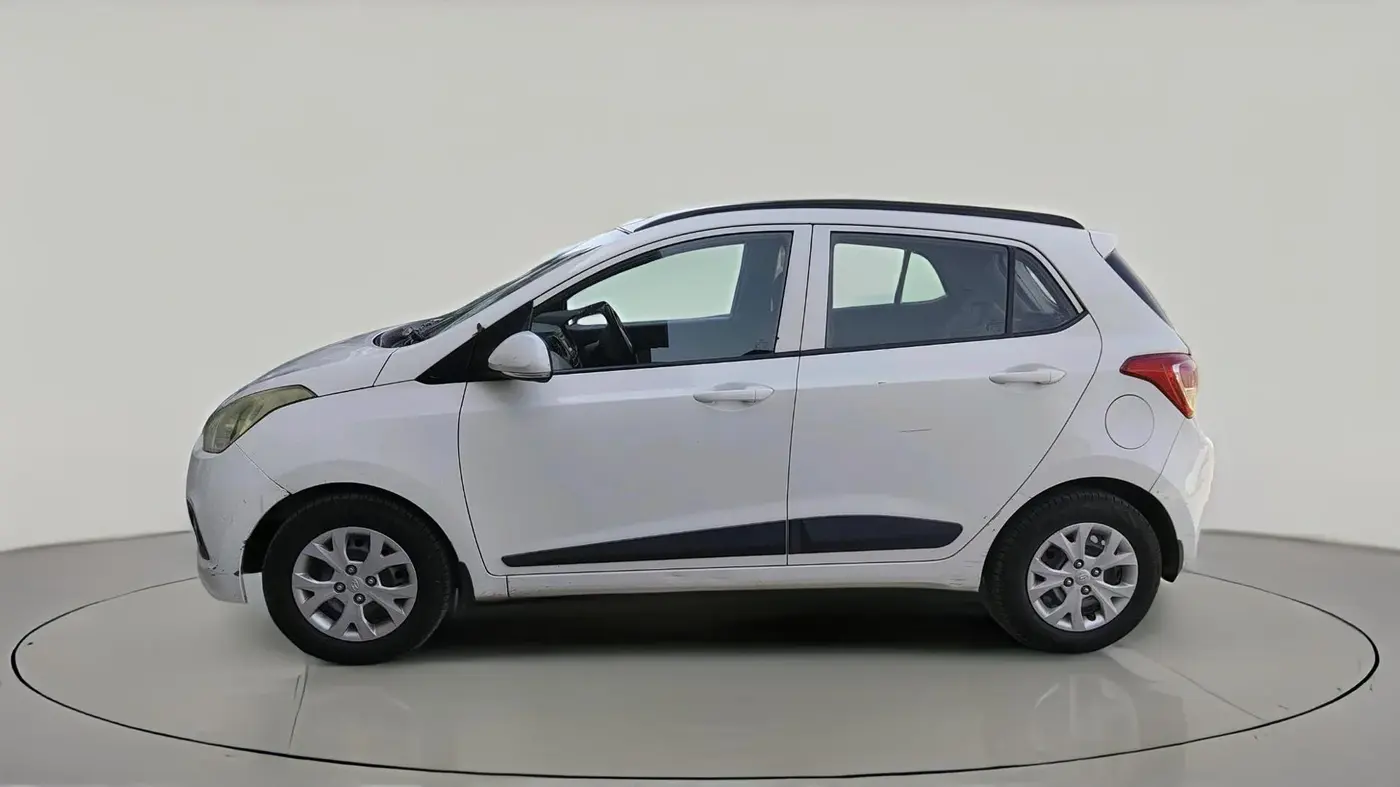 2016 Hyundai Grand i10 SPORTZ 1.2 KAPPA VTVT, CNG, Manual, 90,381 km, exterior