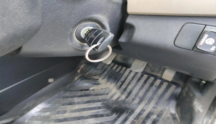 2016 Hyundai Grand i10 SPORTZ 1.2 KAPPA VTVT, CNG, Manual, 90,381 km, interior