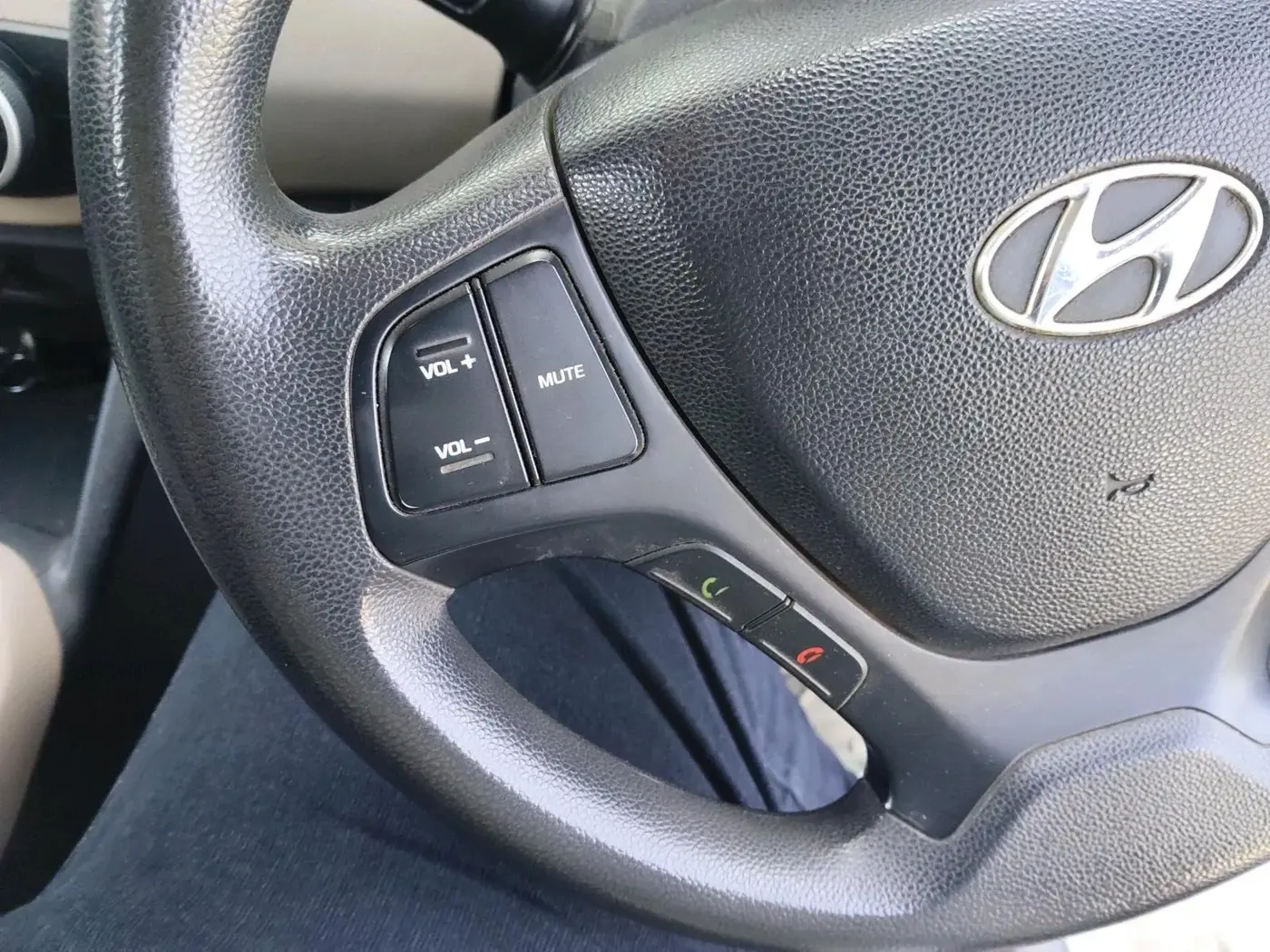 2016 Hyundai Grand i10 SPORTZ 1.2 KAPPA VTVT, CNG, Manual, 90,381 km, interior
