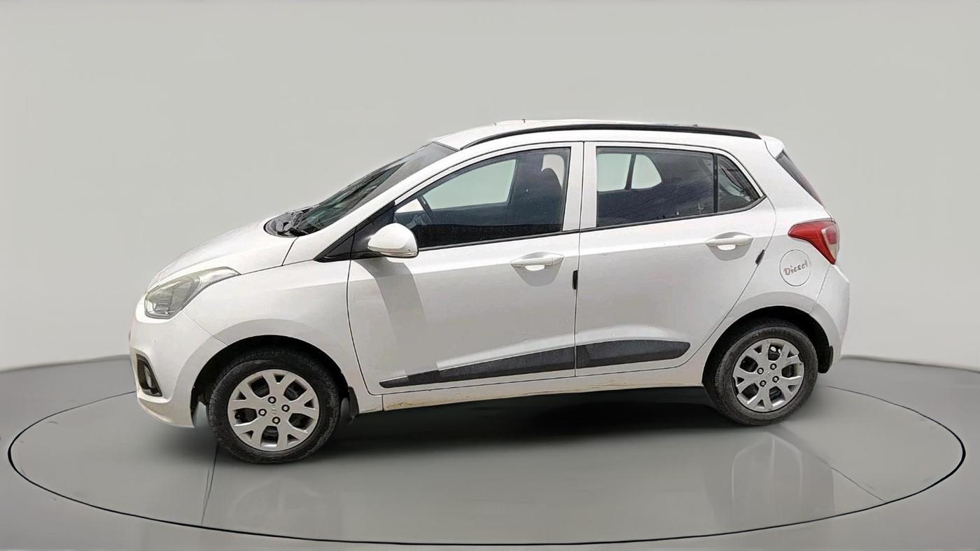 2015 Hyundai Grand i10 SPORTZ 1.1 CRDI, Diesel, Manual, 1,36,346 km, exterior