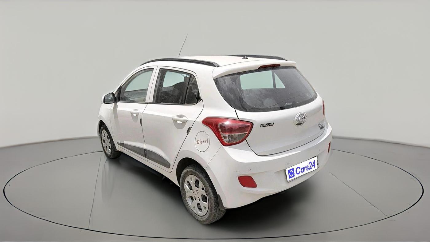 2015 Hyundai Grand i10 SPORTZ 1.1 CRDI, Diesel, Manual, 1,36,346 km, exterior