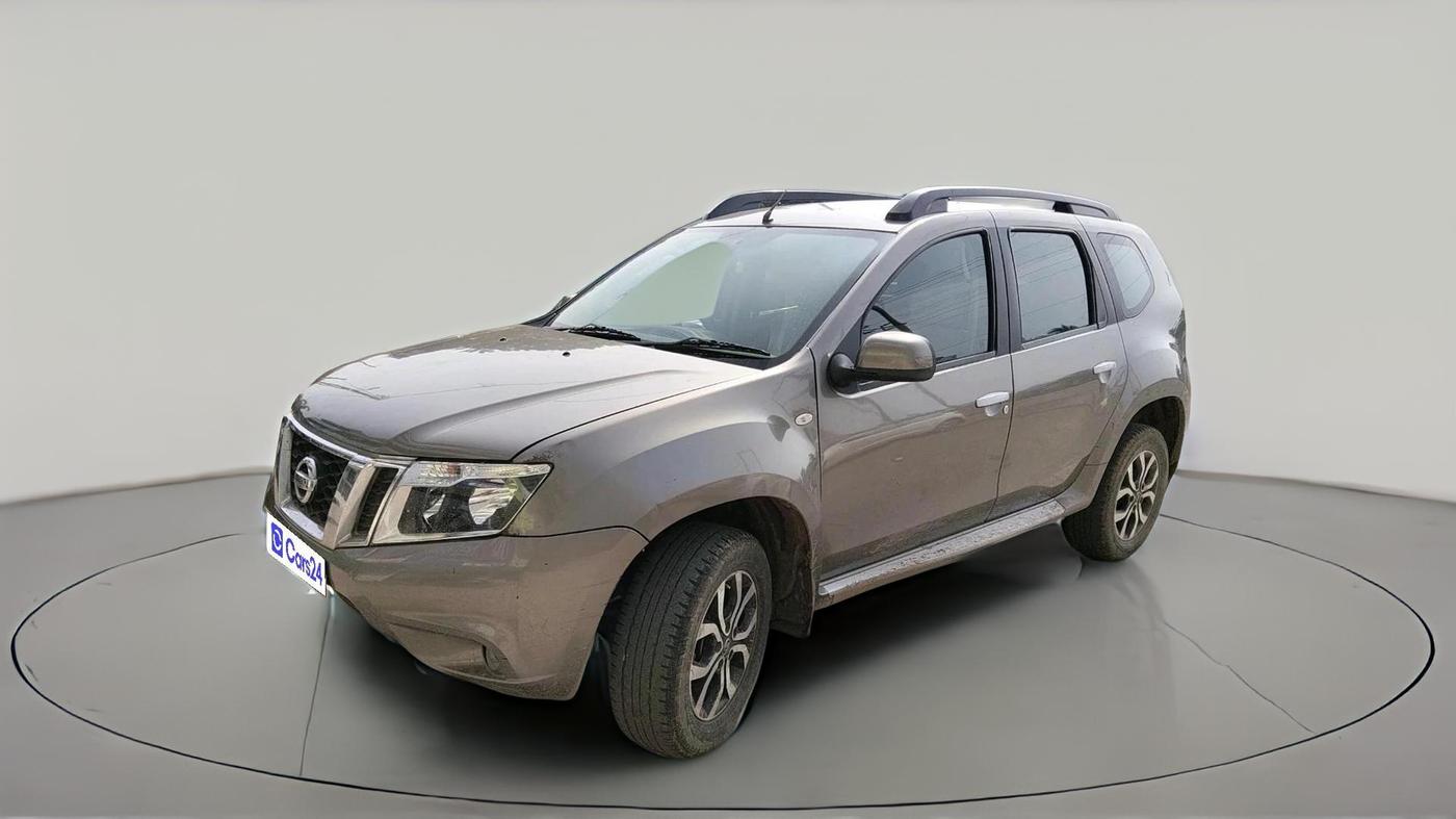 2014 Nissan Terrano XL D PLUS, Diesel, Manual, 2,24,014 km, exterior