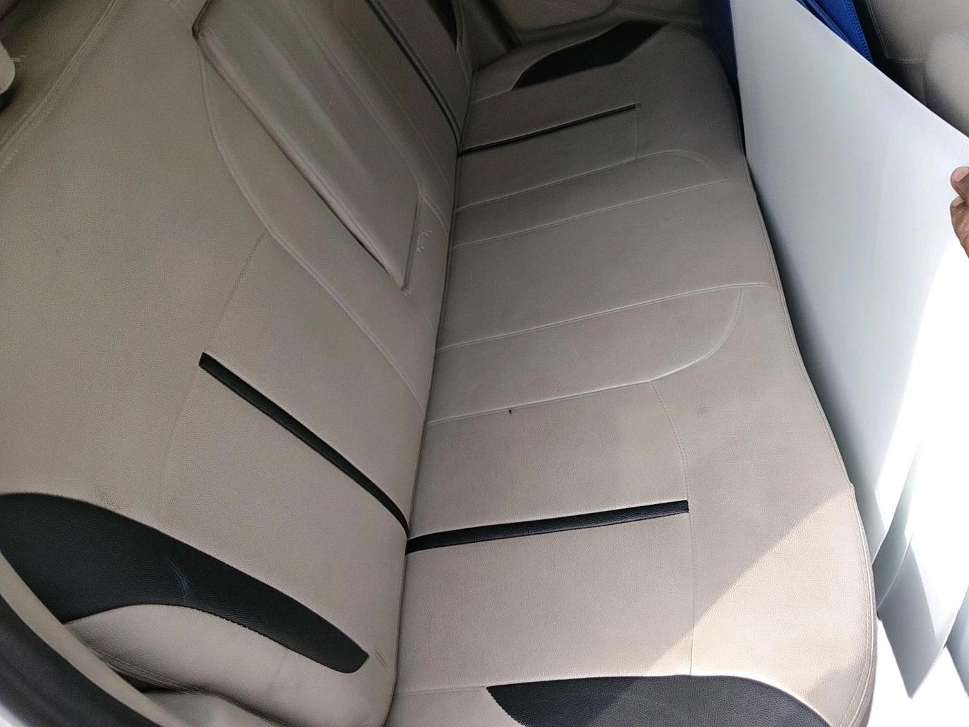 2014 Nissan Terrano XL D PLUS, Diesel, Manual, 2,24,014 km, interior