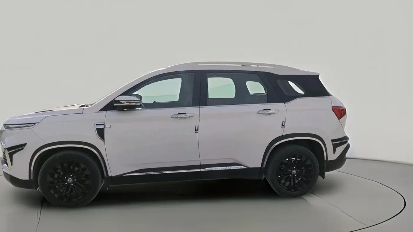 2021 MG HECTOR SHARP 2.0 DIESEL, Diesel, Manual, 1,03,302 km, exterior