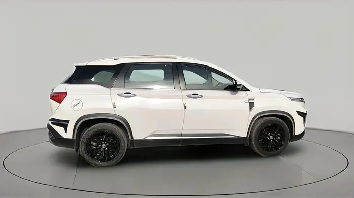 2021 MG HECTOR SHARP 2.0 DIESEL, Diesel, Manual, 1,03,302 km, exterior