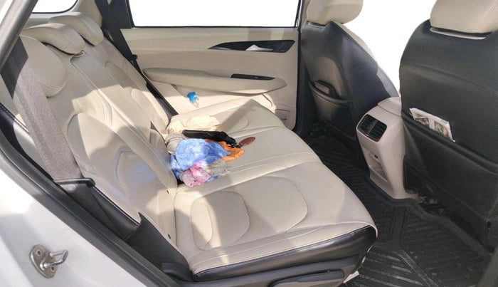 2021 MG HECTOR SHARP 2.0 DIESEL, Diesel, Manual, 1,03,302 km, interior