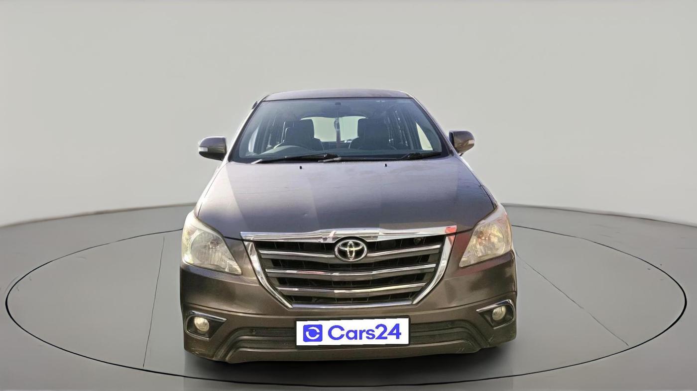 2015 Toyota Innova 2.5 VX 7 STR, Diesel, Manual, 1,49,880 km, exterior