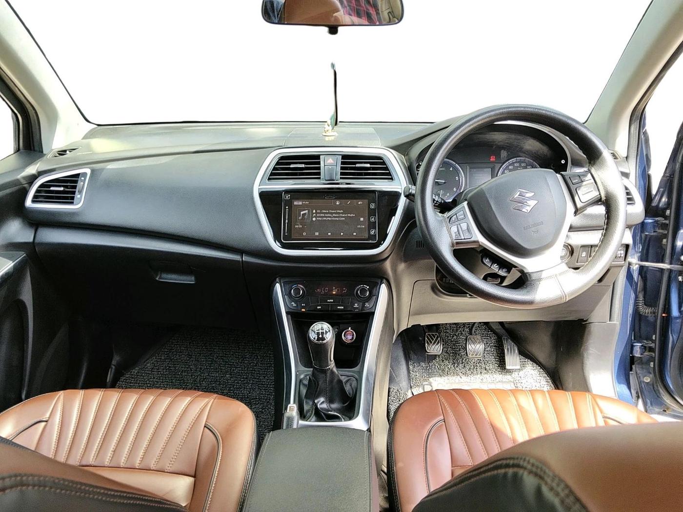 2018 Maruti S Cross ZETA 1.3, Diesel, Manual, 1,53,751 km, interior