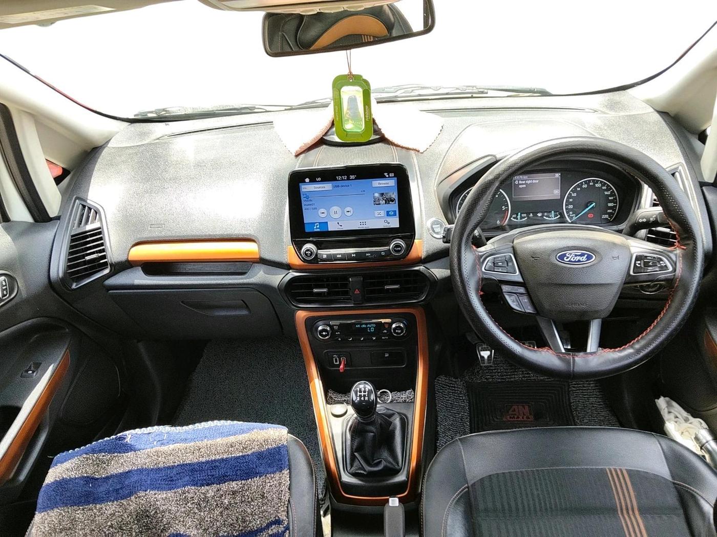2019 Ford Ecosport TITANIUM 1.5L SPORTS(SUNROOF) DIESEL, Diesel, Manual, 1,43,576 km, interior