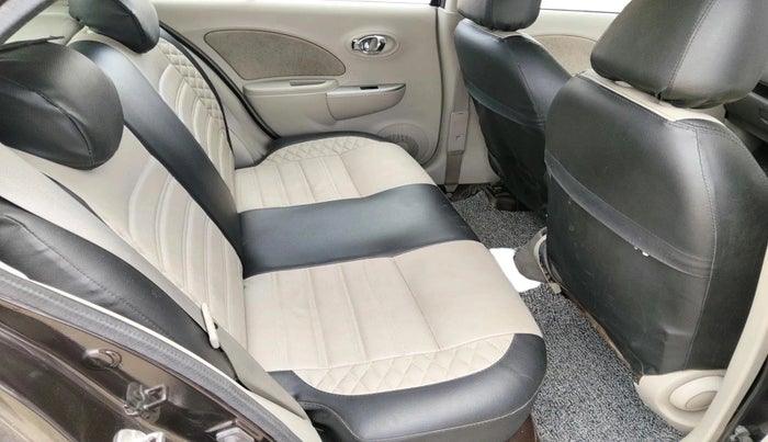 2016 Nissan Micra XV CVT, Petrol, Automatic, 70,000 km, interior