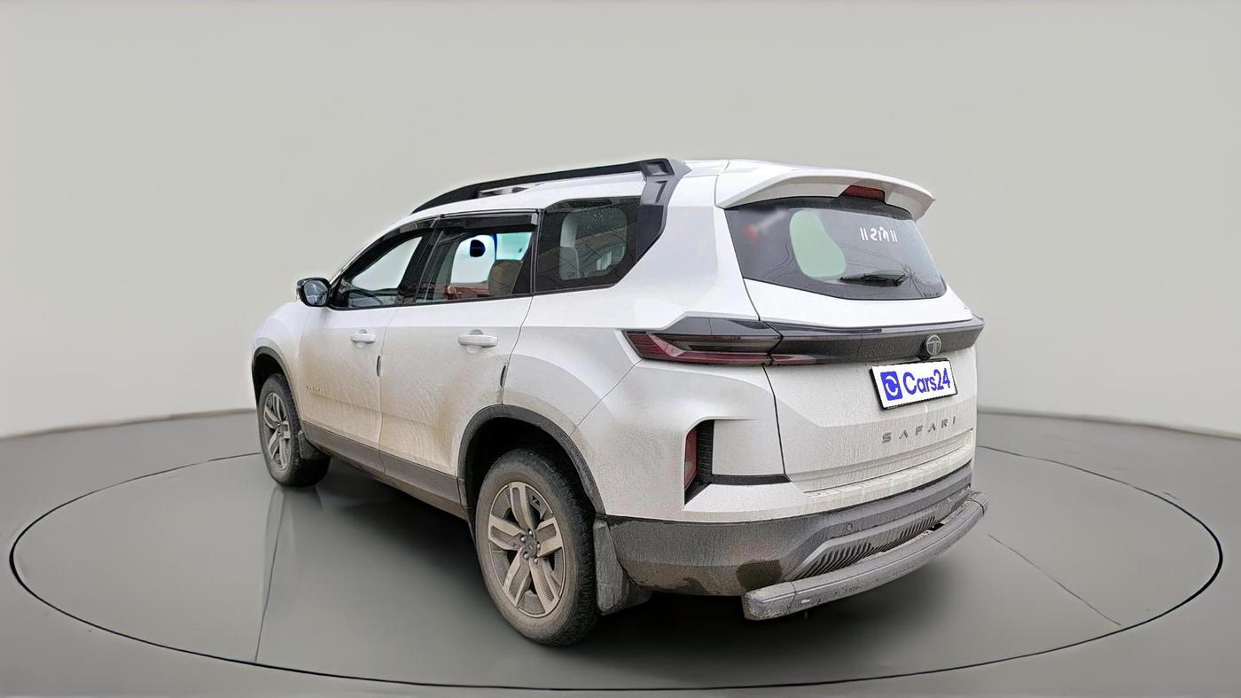 2025 Tata Safari ADVENTURE, Diesel, Manual, 17,035 km, exterior