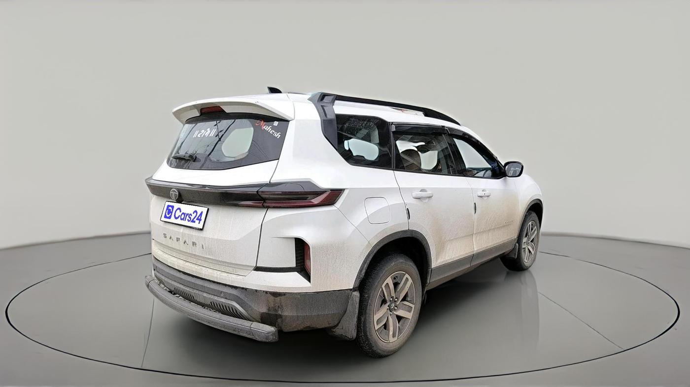 2025 Tata Safari ADVENTURE, Diesel, Manual, 17,035 km, exterior