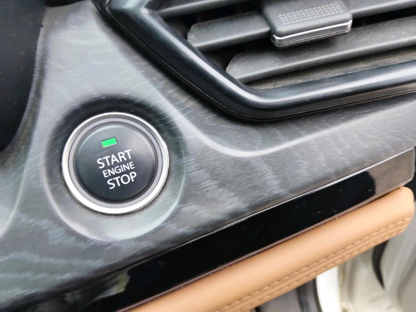2025 Tata Safari ADVENTURE, Diesel, Manual, 17,035 km, interior