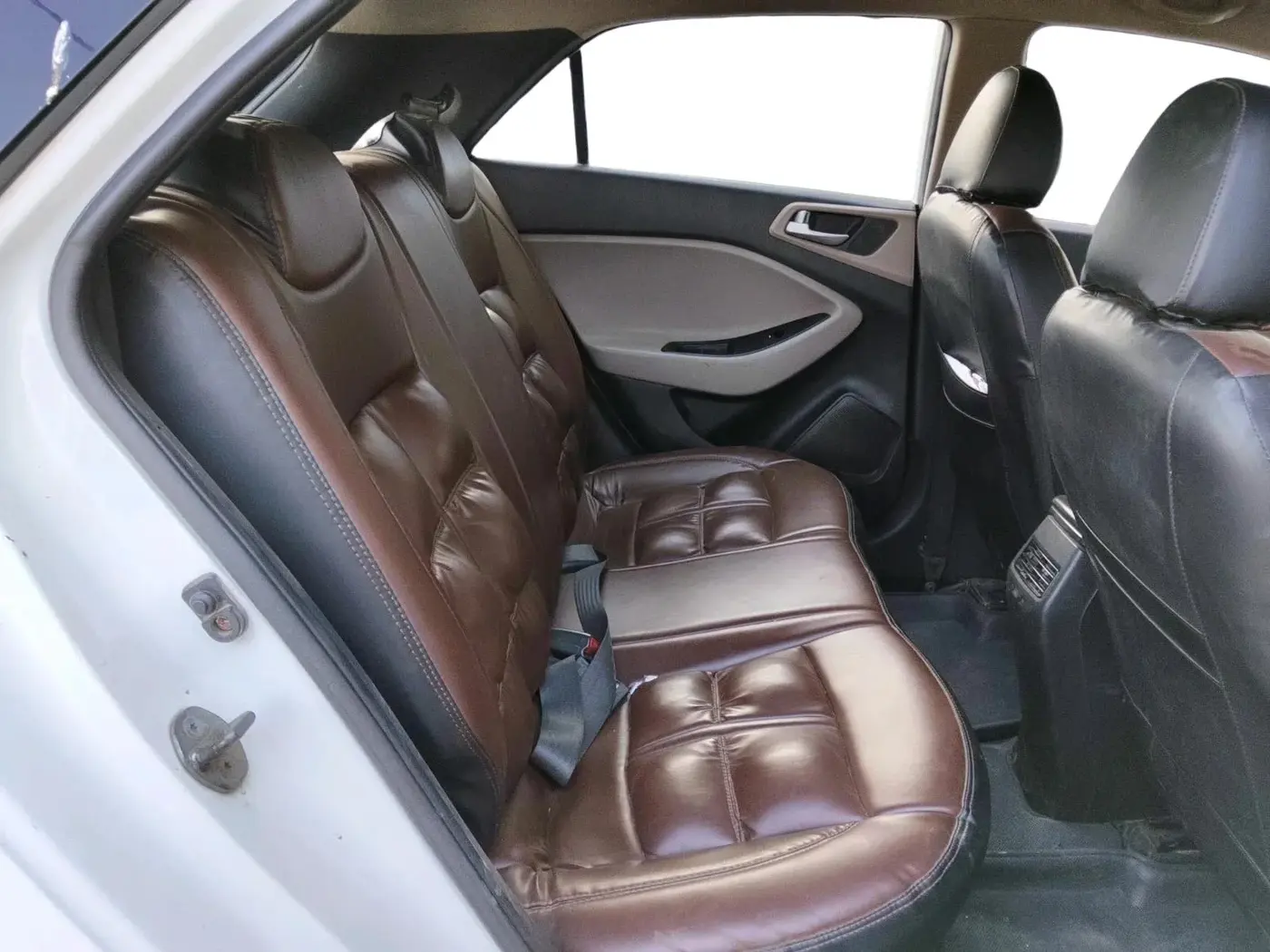 2019 Hyundai Elite i20 SPORTZ PLUS 1.4 CRDI, Diesel, Manual, 1,34,702 km, interior