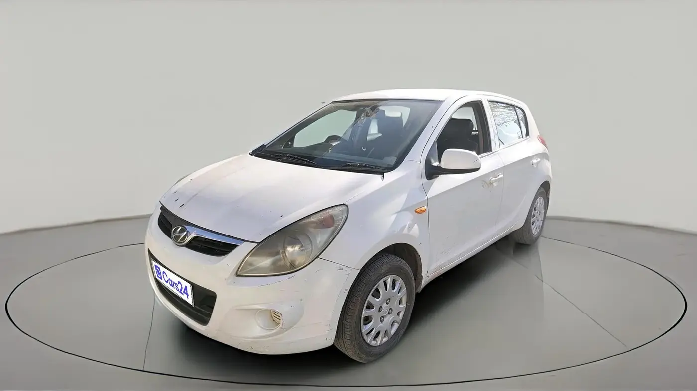 2012 Hyundai i20 MAGNA 1.2, CNG, Manual, 1,44,052 km, exterior