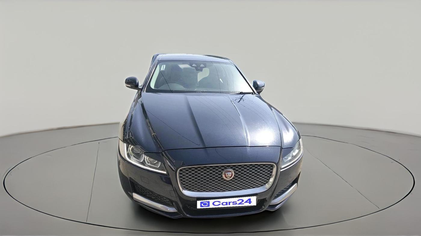 2017 Jaguar XF 2.0 DIESEL PRESTIGE, Diesel, Automatic, 1,72,715 km, exterior