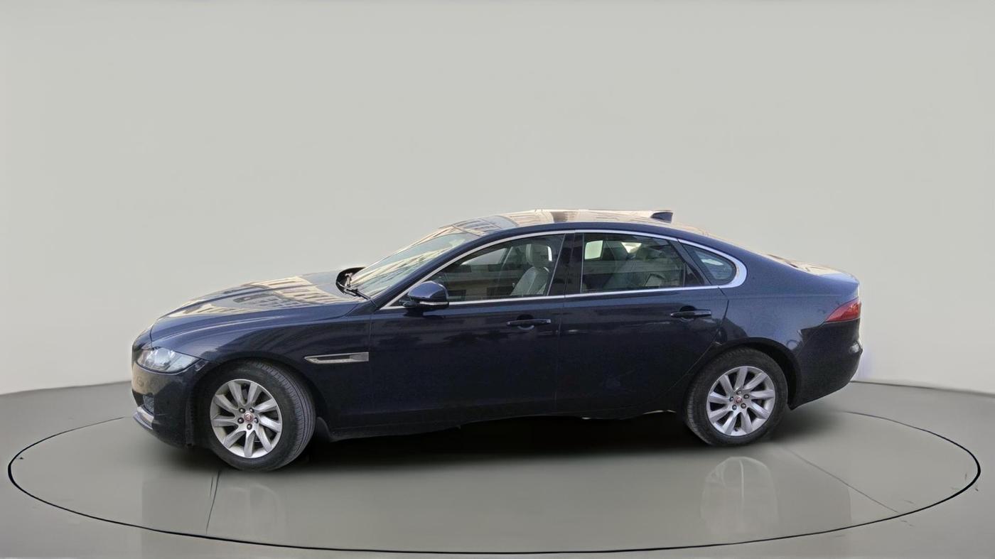 2017 Jaguar XF 2.0 DIESEL PRESTIGE, Diesel, Automatic, 1,72,715 km, exterior