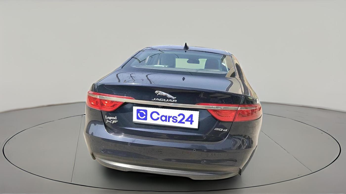 2017 Jaguar XF 2.0 DIESEL PRESTIGE, Diesel, Automatic, 1,72,715 km, exterior