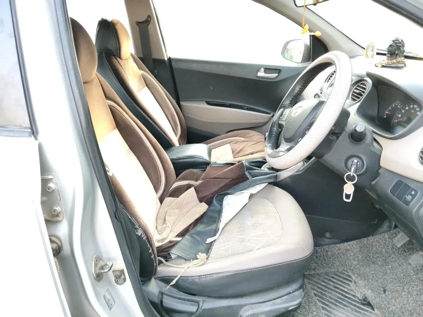 2014 Hyundai Xcent S 1.1 CRDI (O), Diesel, Manual, 1,45,225 km, interior