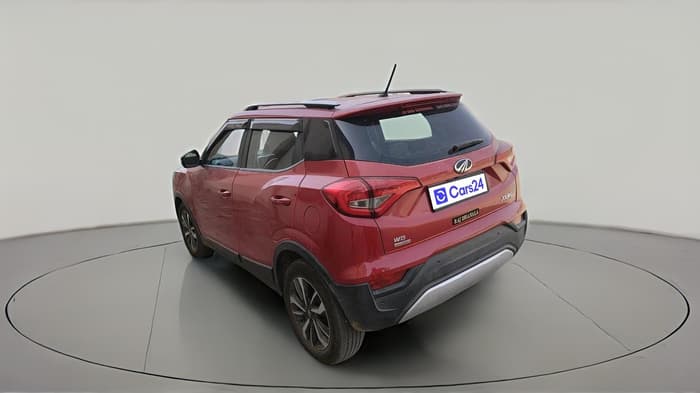2019 Mahindra XUV300 W8 (O) 1.5 DIESEL AMT, Diesel, Automatic, 92,114 km, exterior