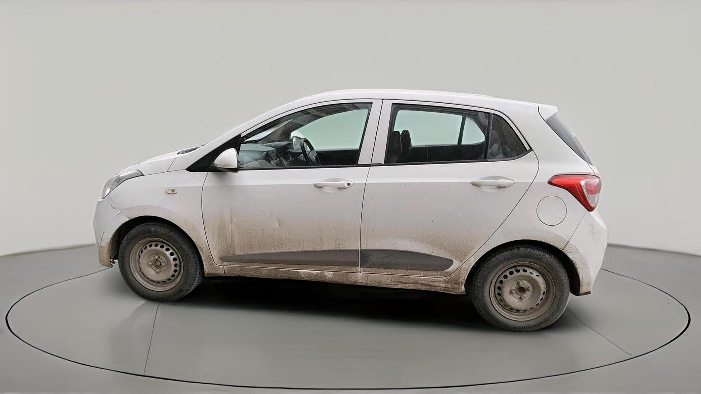 2013 Hyundai Grand i10 ERA 1.2 KAPPA VTVT, CNG, Manual, 1,11,139 km, exterior