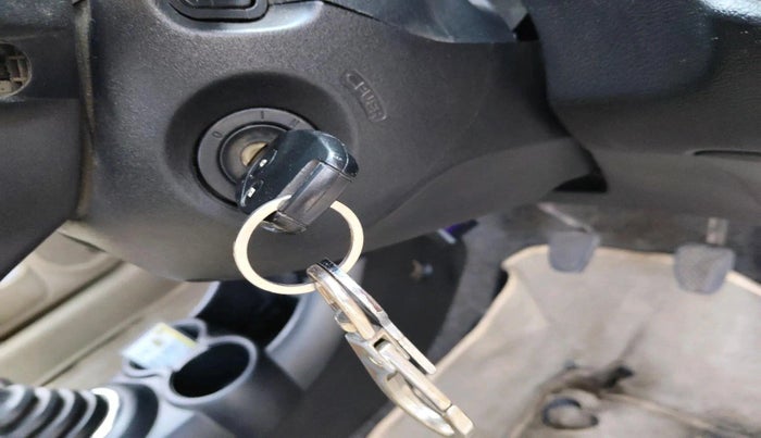 2012 Honda Brio S MT, CNG, Manual, 1,44,045 km, interior
