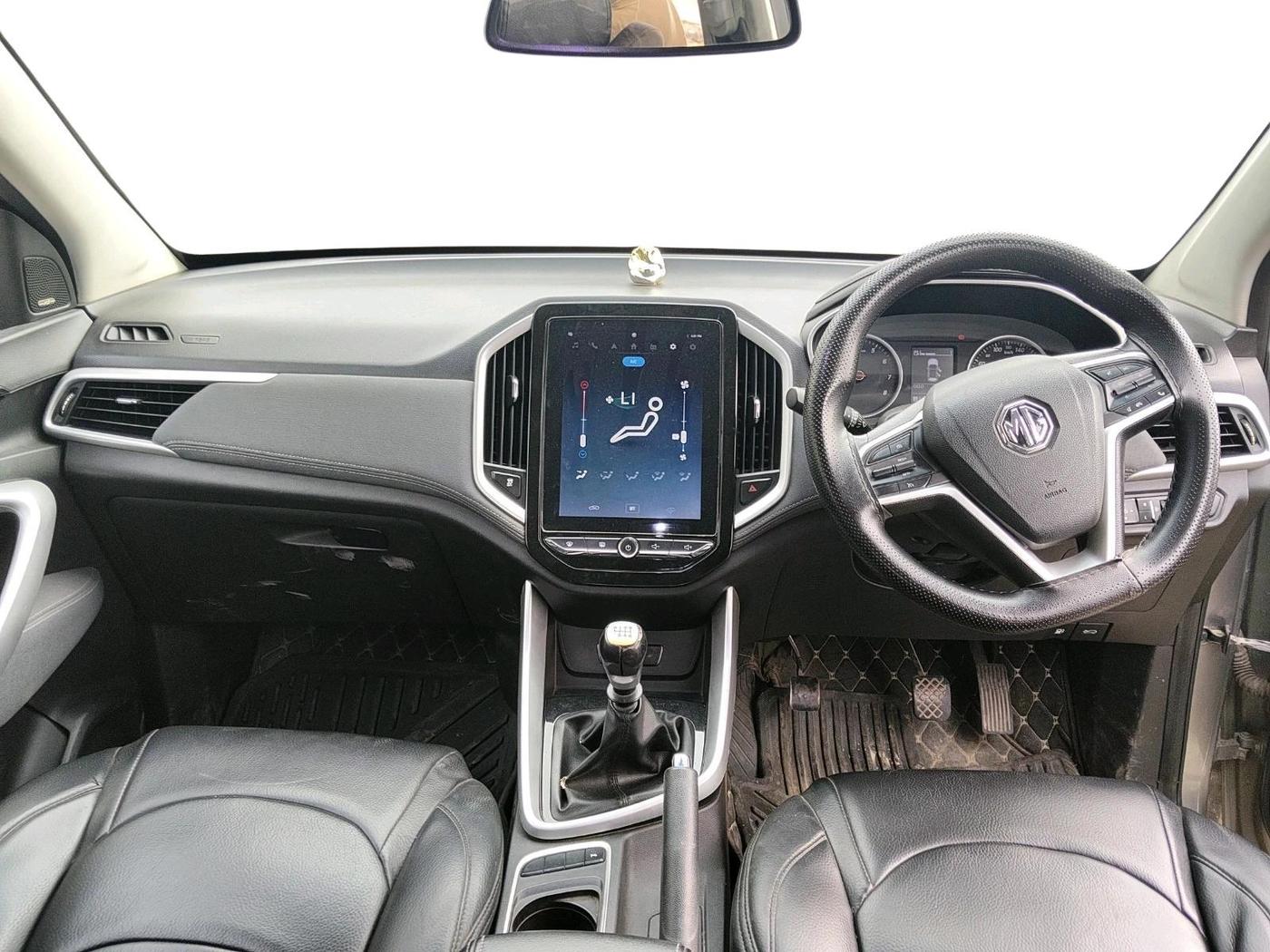 2020 MG HECTOR SUPER 2.0 DIESEL, Diesel, Manual, 83,832 km, interior