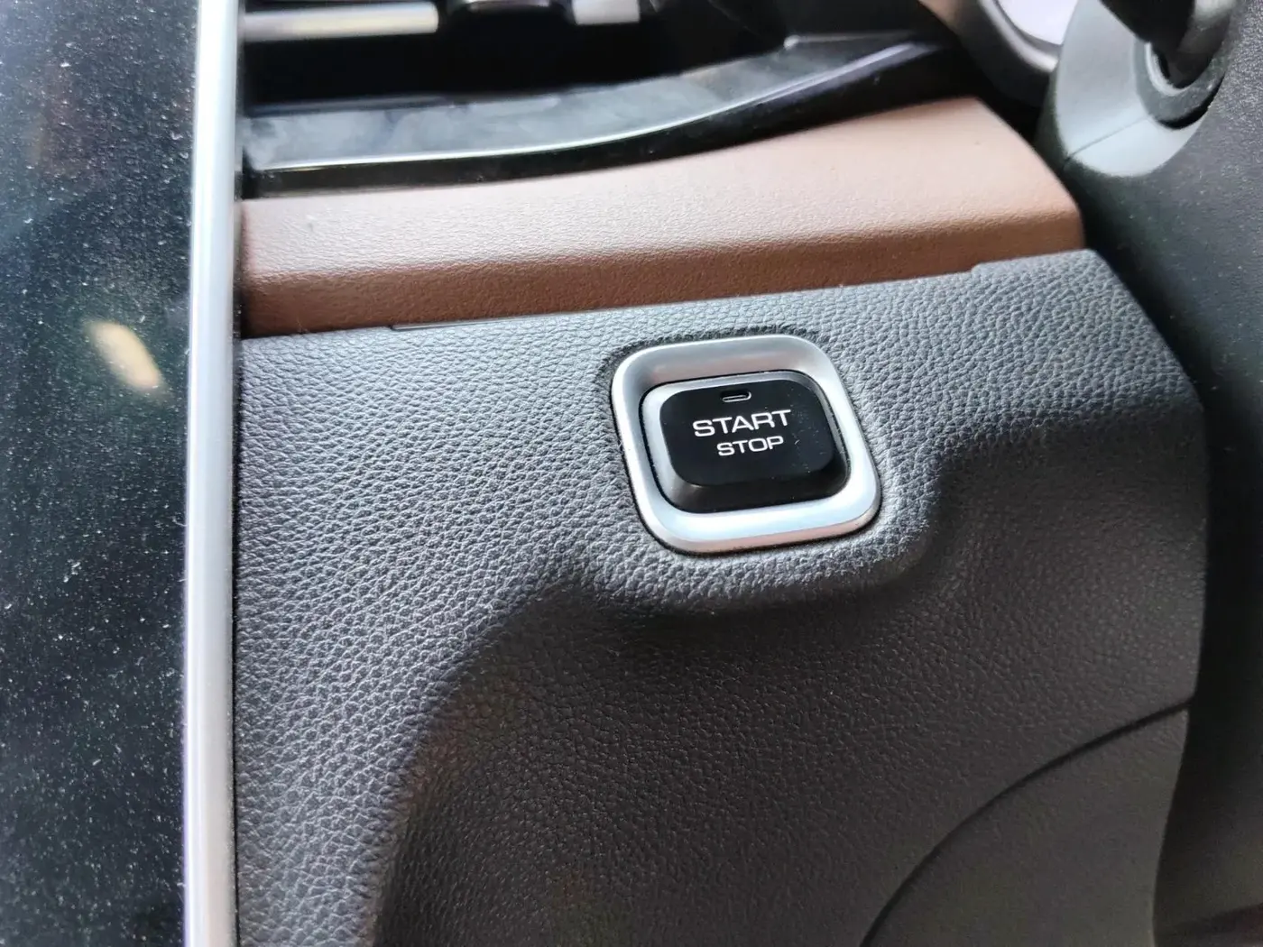 2024 MG HECTOR PLUS SAVVY PRO 1.5 TURBO CVT 6 STR, Petrol, Automatic, 22,001 km, interior