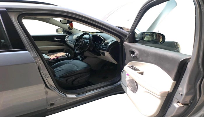 2018 Jeep Compass LIMITED 2.0 DIESEL, Diesel, Manual, 1,15,497 km, interior