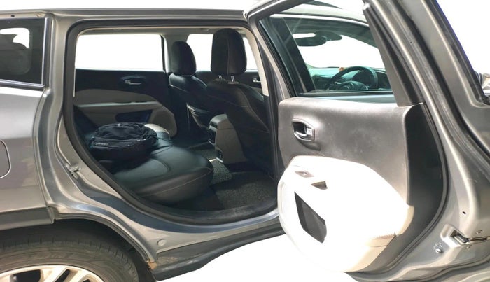 2018 Jeep Compass LIMITED 2.0 DIESEL, Diesel, Manual, 1,15,497 km, interior