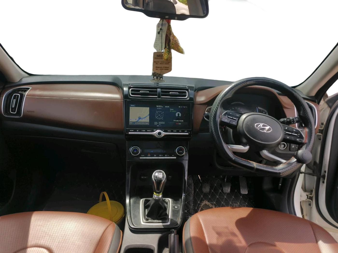 2021 Hyundai ALCAZAR PRESTIGE 1.5 MT 7STR, Diesel, Manual, 2,42,133 km, interior