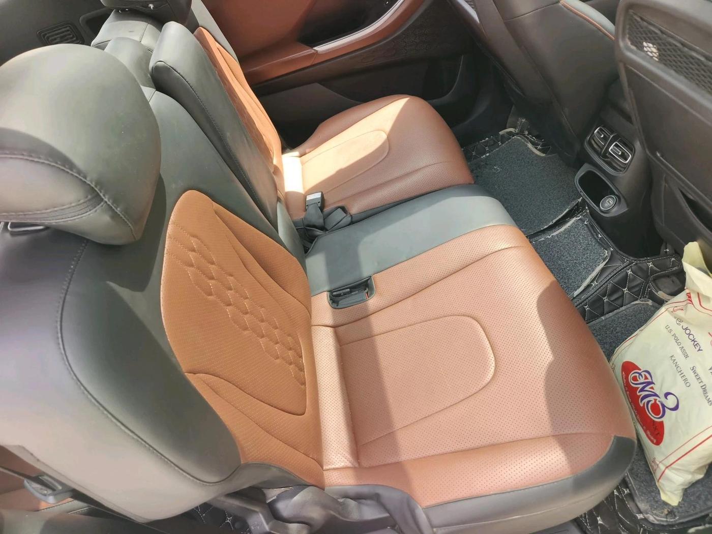 2021 Hyundai ALCAZAR PRESTIGE 1.5 MT 7STR, Diesel, Manual, 2,42,133 km, interior