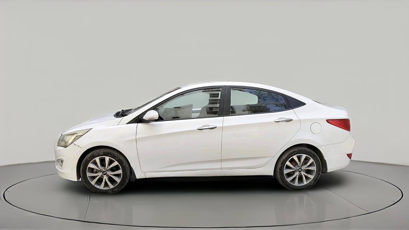 2015 Hyundai Verna FLUIDIC 4S 1.6 VTVT S(O), Petrol, Manual, 1,09,881 km, exterior