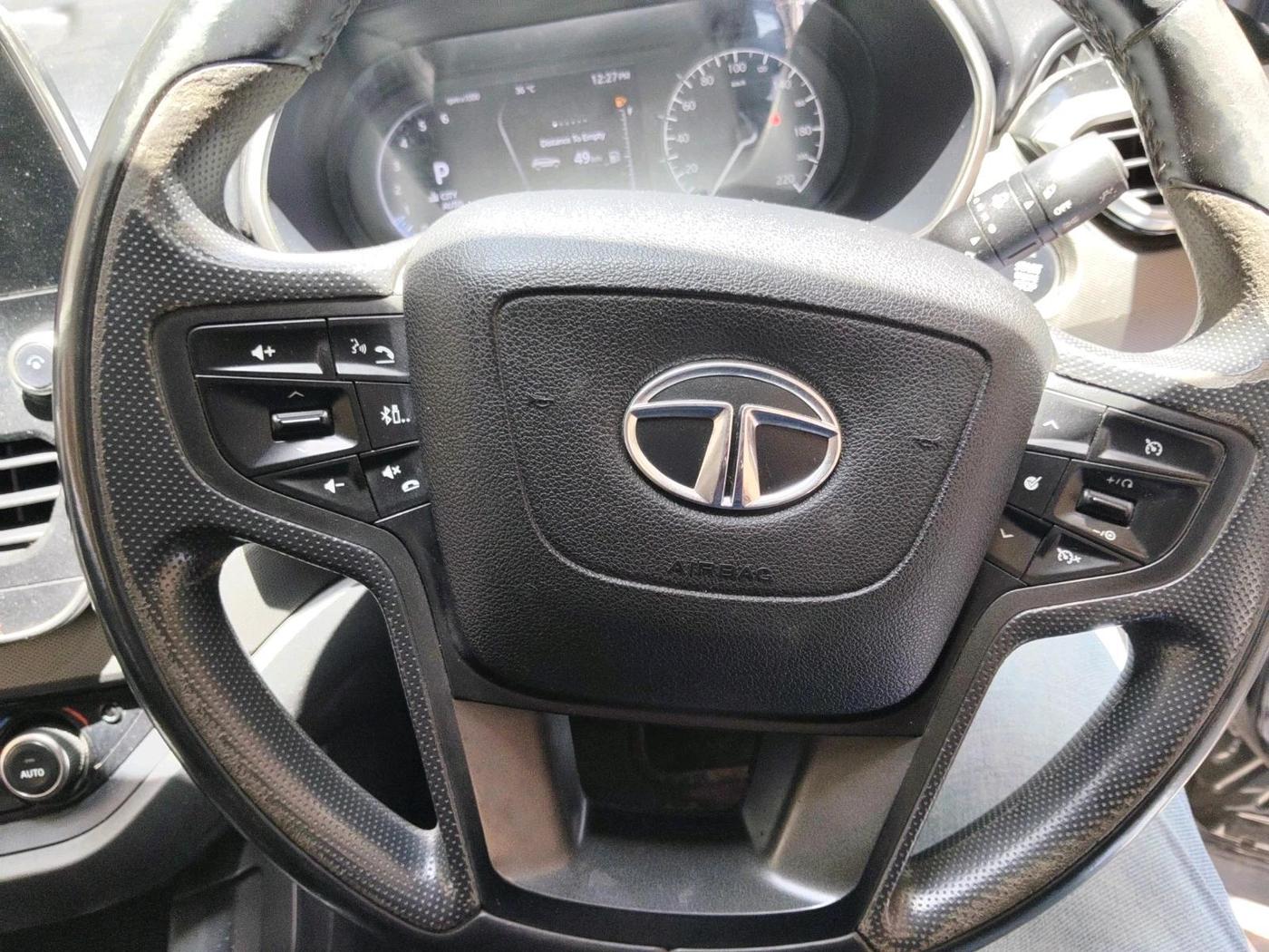 2020 Tata Harrier XZA 2.0L DARK EDITION, Diesel, Automatic, 95,616 km, interior