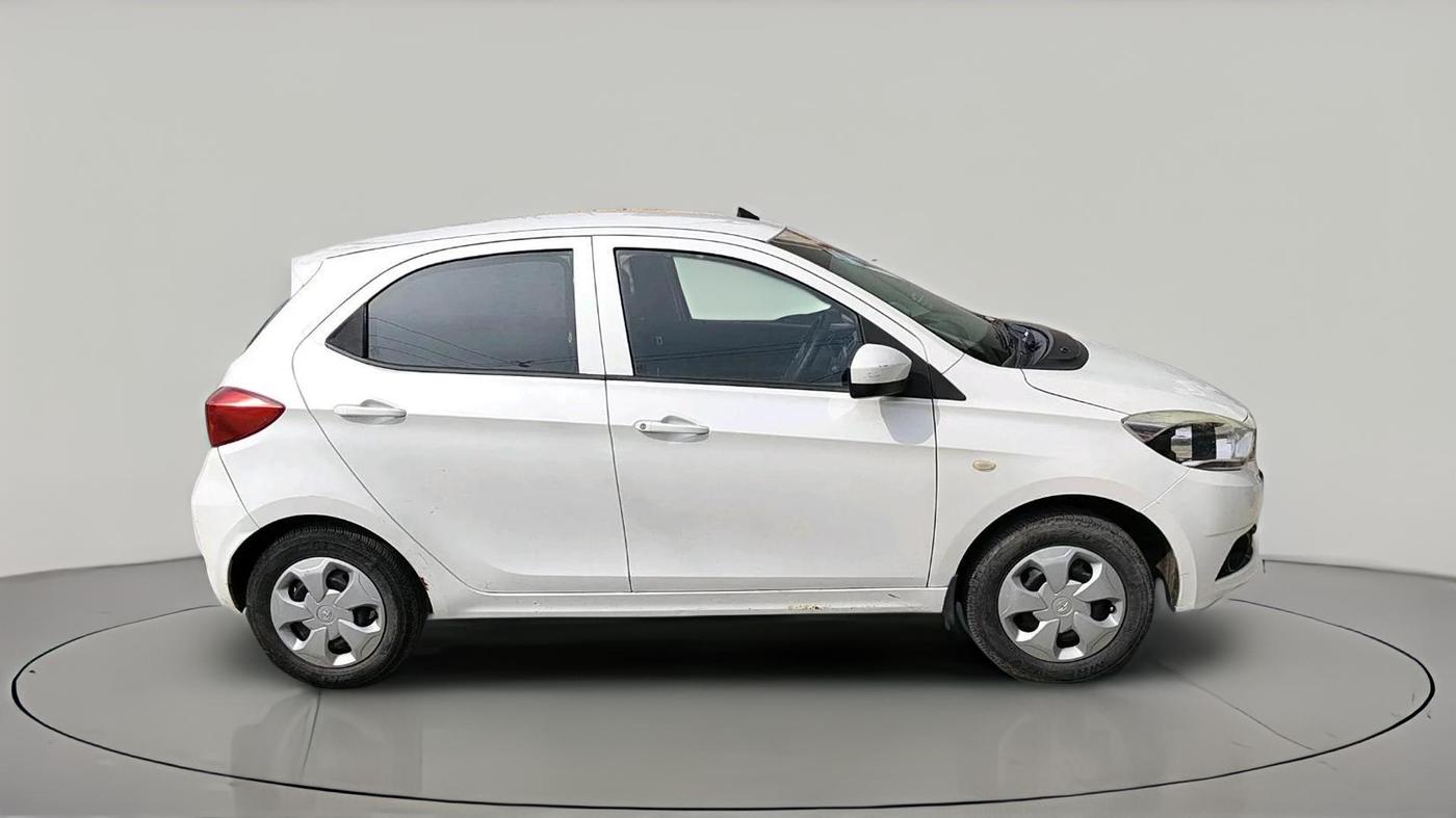2019 Tata Tiago XT PETROL, CNG, Manual, 91,629 km, exterior