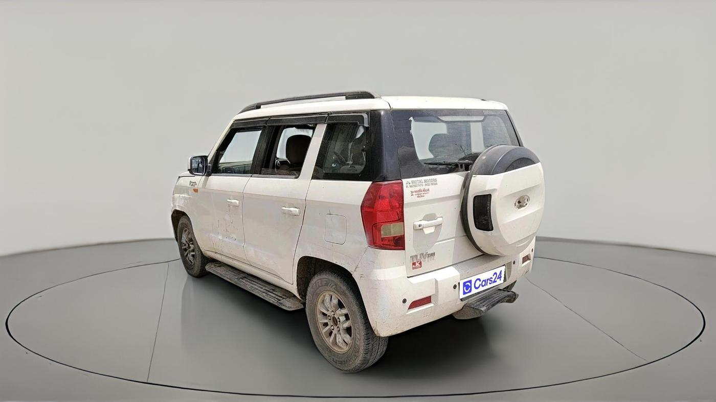 2018 Mahindra TUV300 T8, Diesel, Manual, 1,18,989 km, exterior