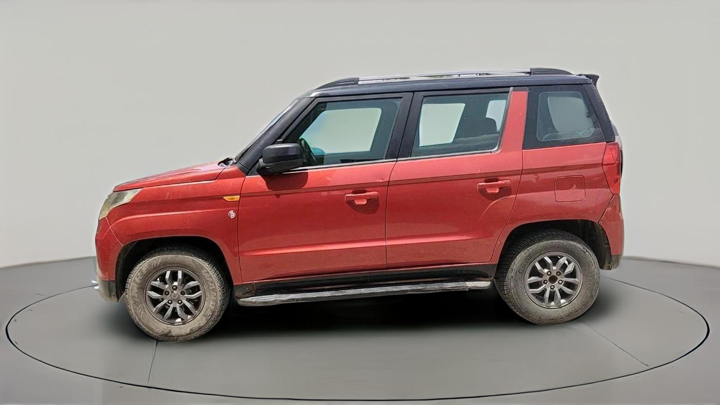 2018 Mahindra TUV300 T10, Diesel, Manual, 1,25,725 km, exterior