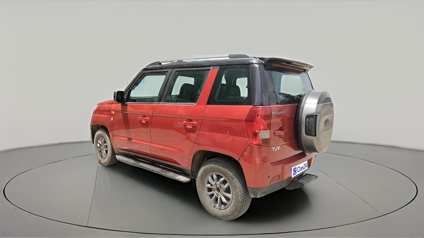 2018 Mahindra TUV300 T10, Diesel, Manual, 1,25,725 km, exterior