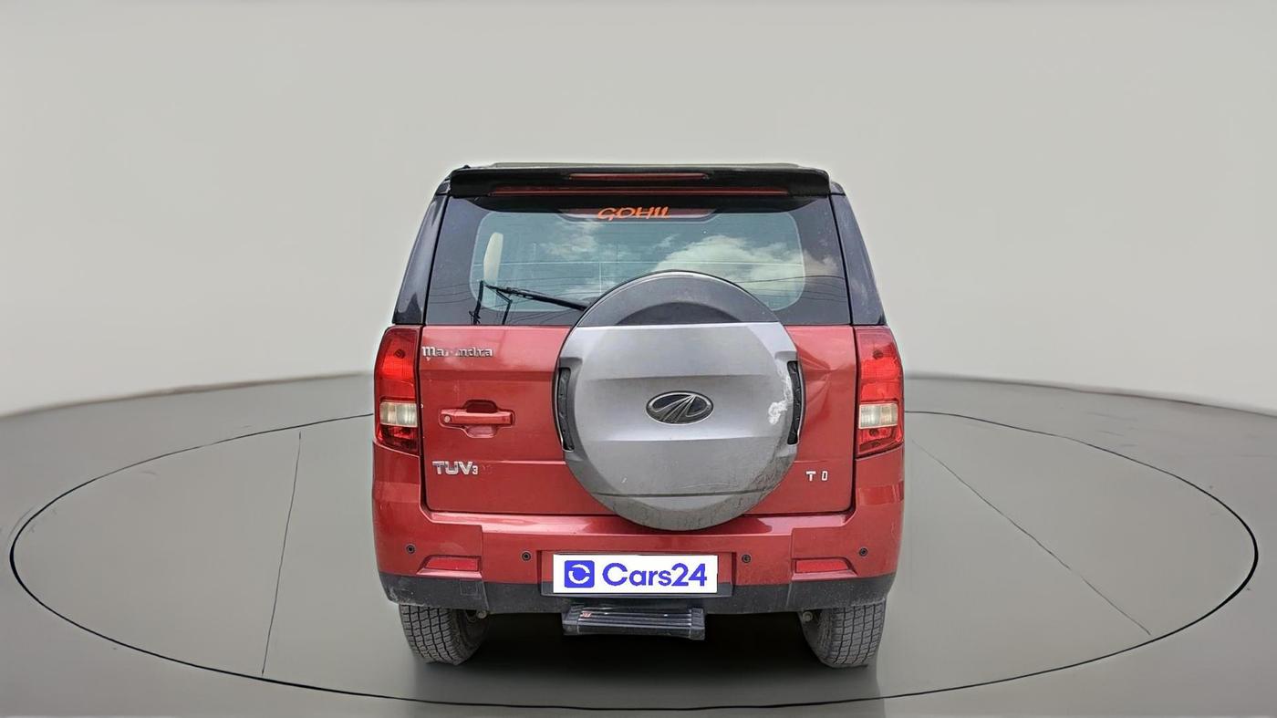 2018 Mahindra TUV300 T10, Diesel, Manual, 1,25,725 km, exterior