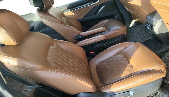 2021 MG GLOSTER SHARP 6 STR 2.0 TWIN TURBO 4WD, Diesel, Automatic, 86,701 km, interior