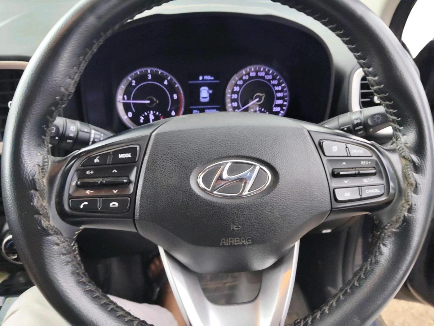 2019 Hyundai VENUE SX(O) 1.4 CRDI, Diesel, Manual, 1,50,205 km, interior
