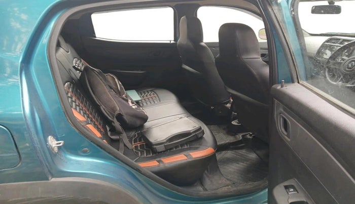 2020 Renault Kwid RXT 1.0 (O), Petrol, Manual, 22,549 km, interior