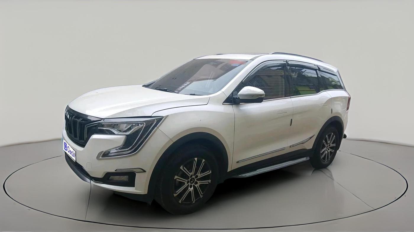 2025 Mahindra XUV700 AX 7 P MT 7 STR, Petrol, Manual, 15,145 km, exterior