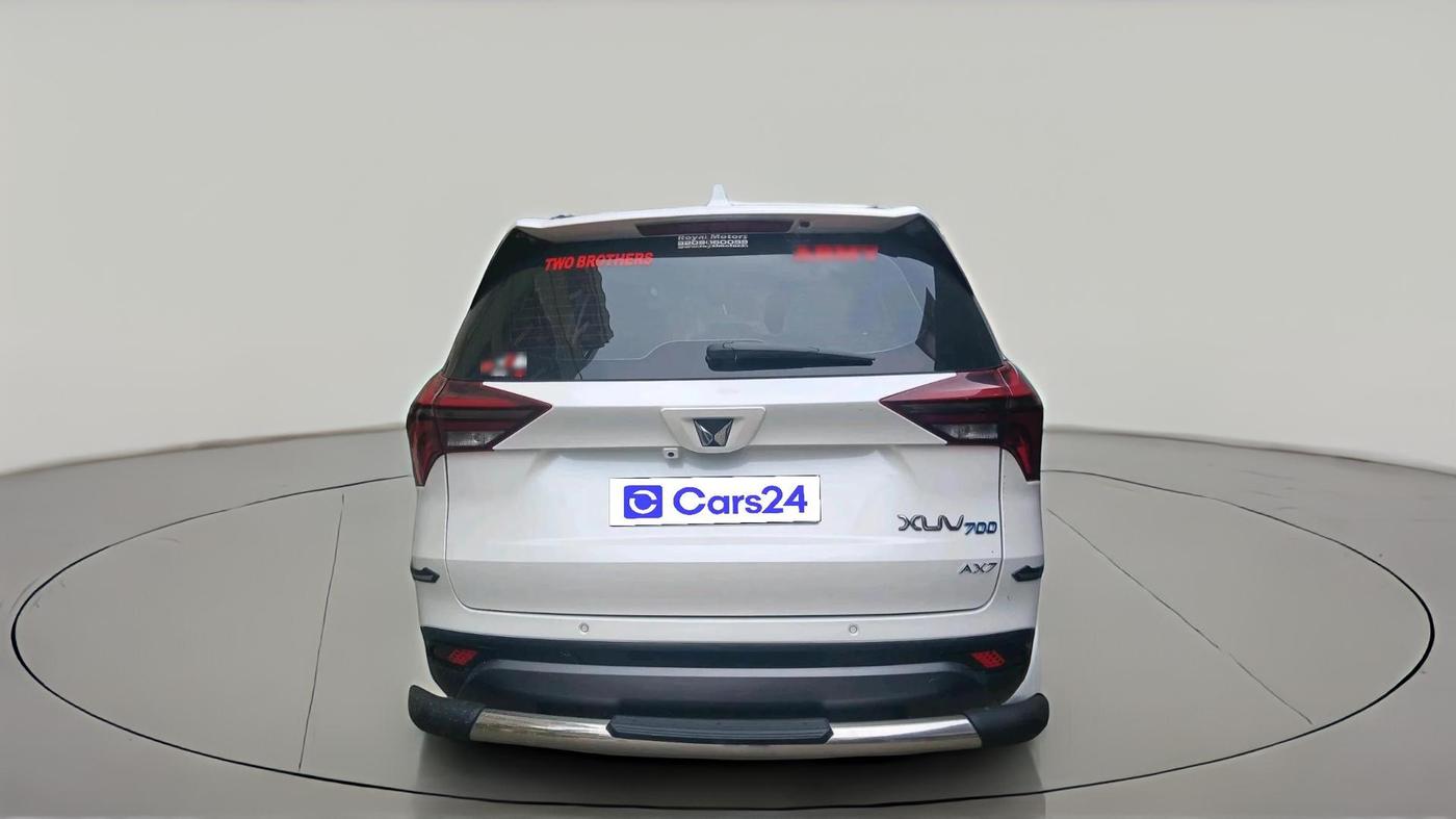 2025 Mahindra XUV700 AX 7 P MT 7 STR, Petrol, Manual, 15,145 km, exterior